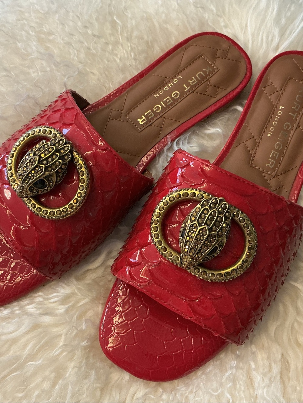 Kurt Geiger Hot Pink Embossed Slide Sandals with Ornate Gold Buckle - Picture 2 of 6